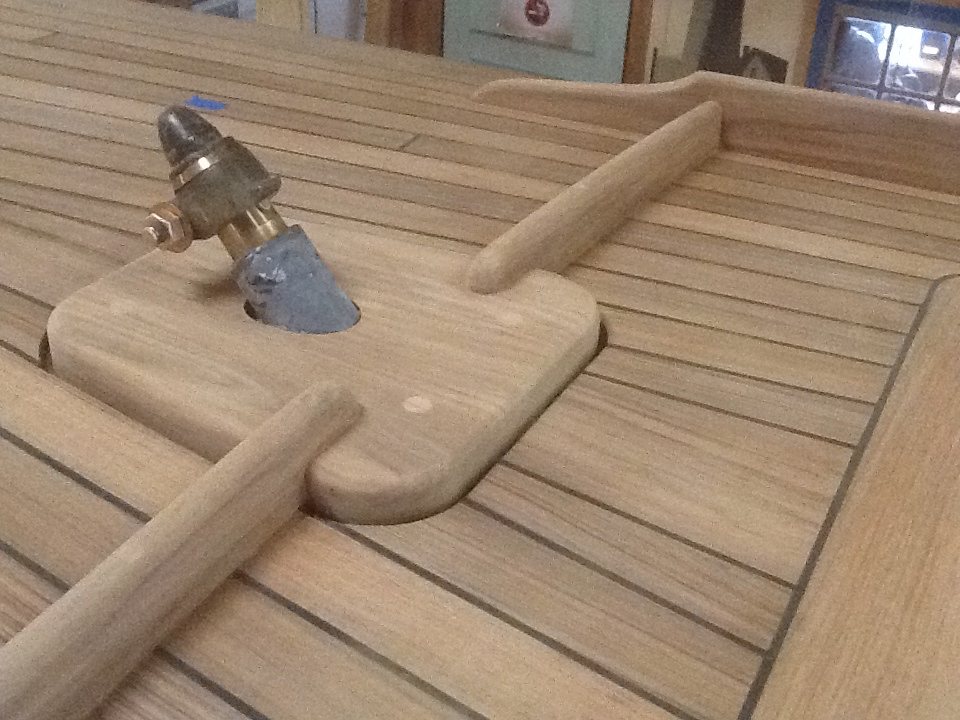 Tiller head hardware…original collar and nut…our bronze deckplate